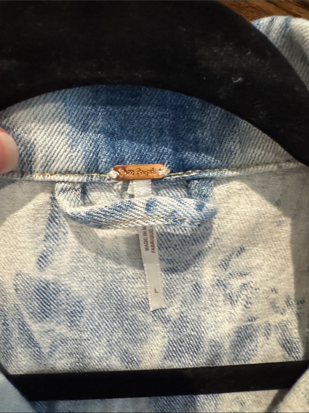 Free People Rumors Bleached Denim Jacket Excellent Condition - Picture 5 of 6